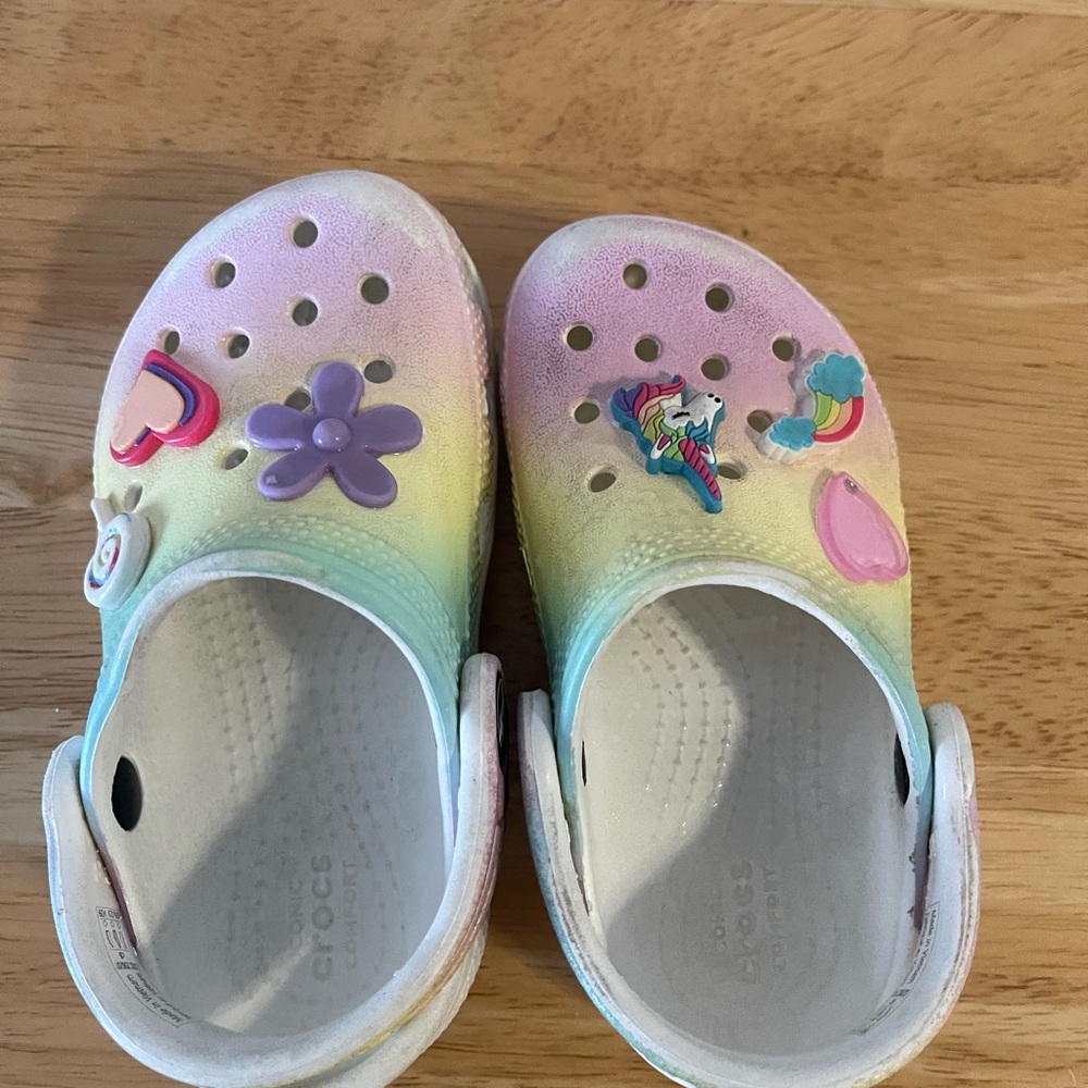 Toddler crocs